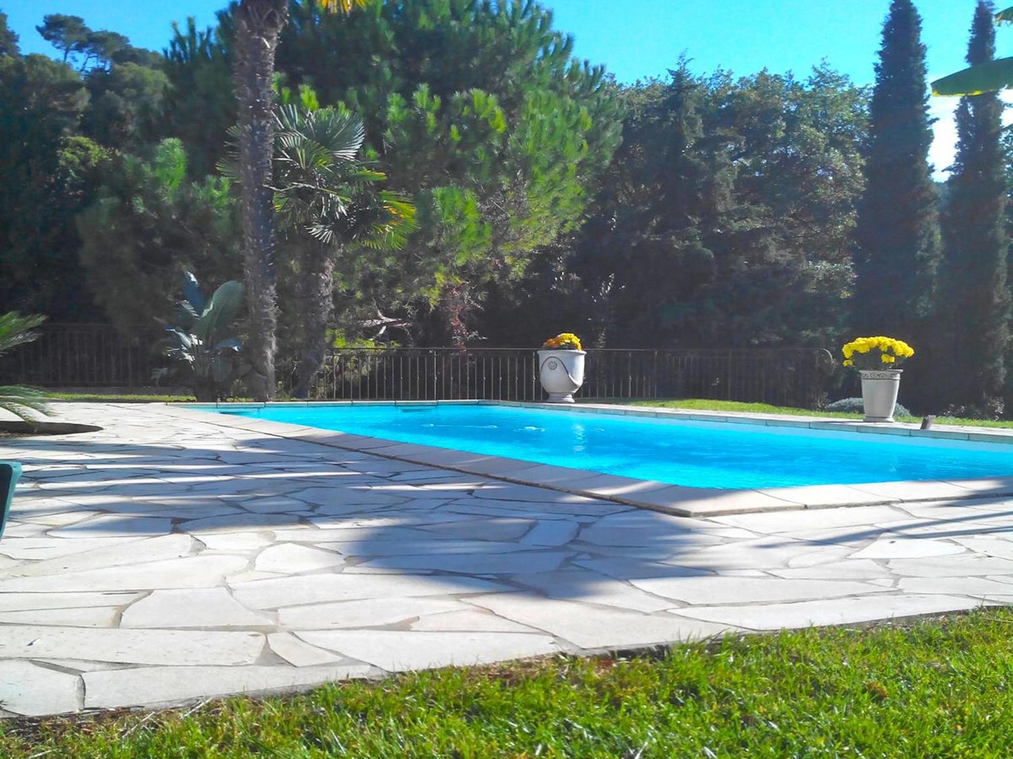 Peaceful Villa In Saint Paul De Vence With Pool Esterno foto