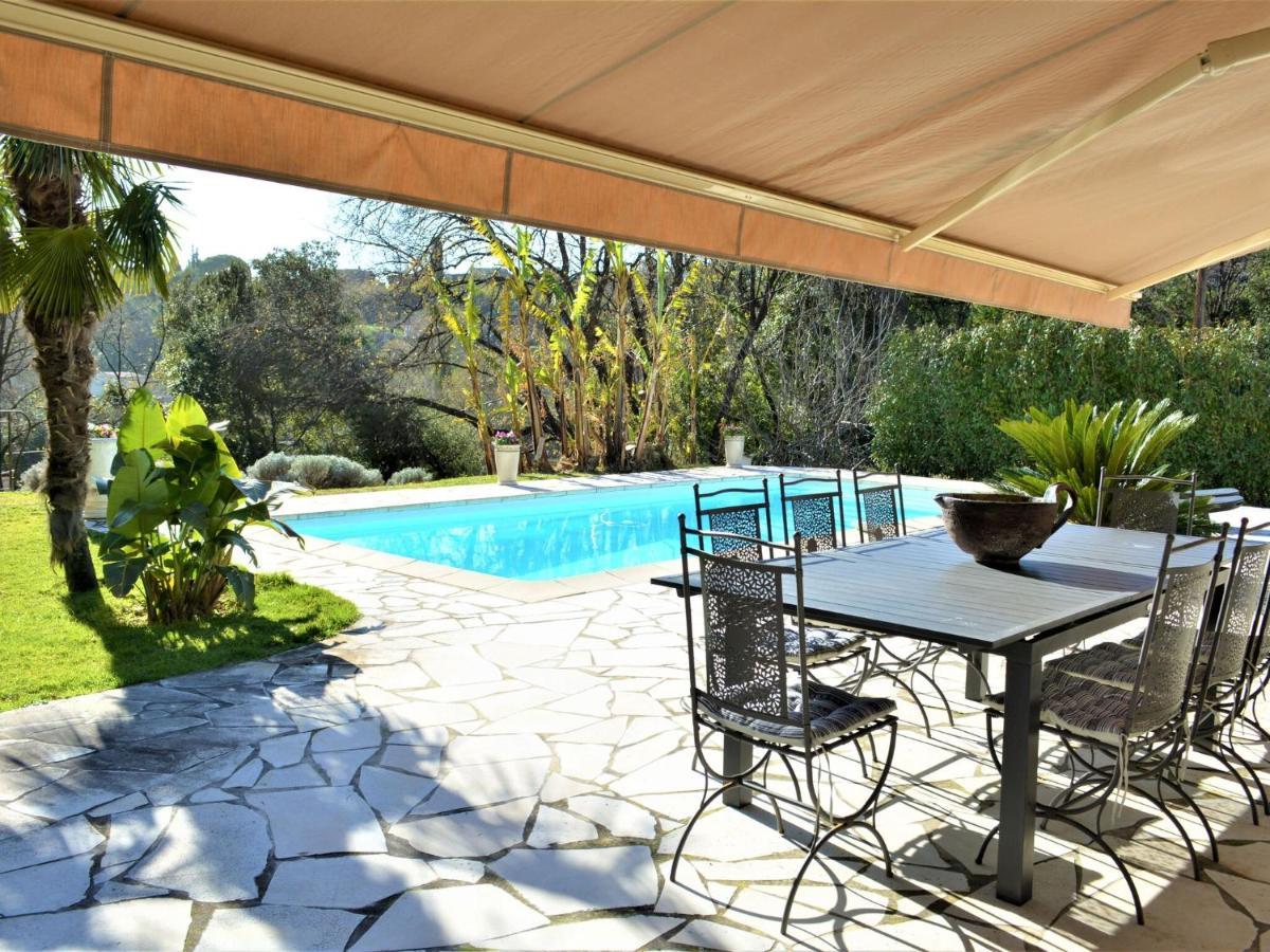 Peaceful Villa In Saint Paul De Vence With Pool Esterno foto
